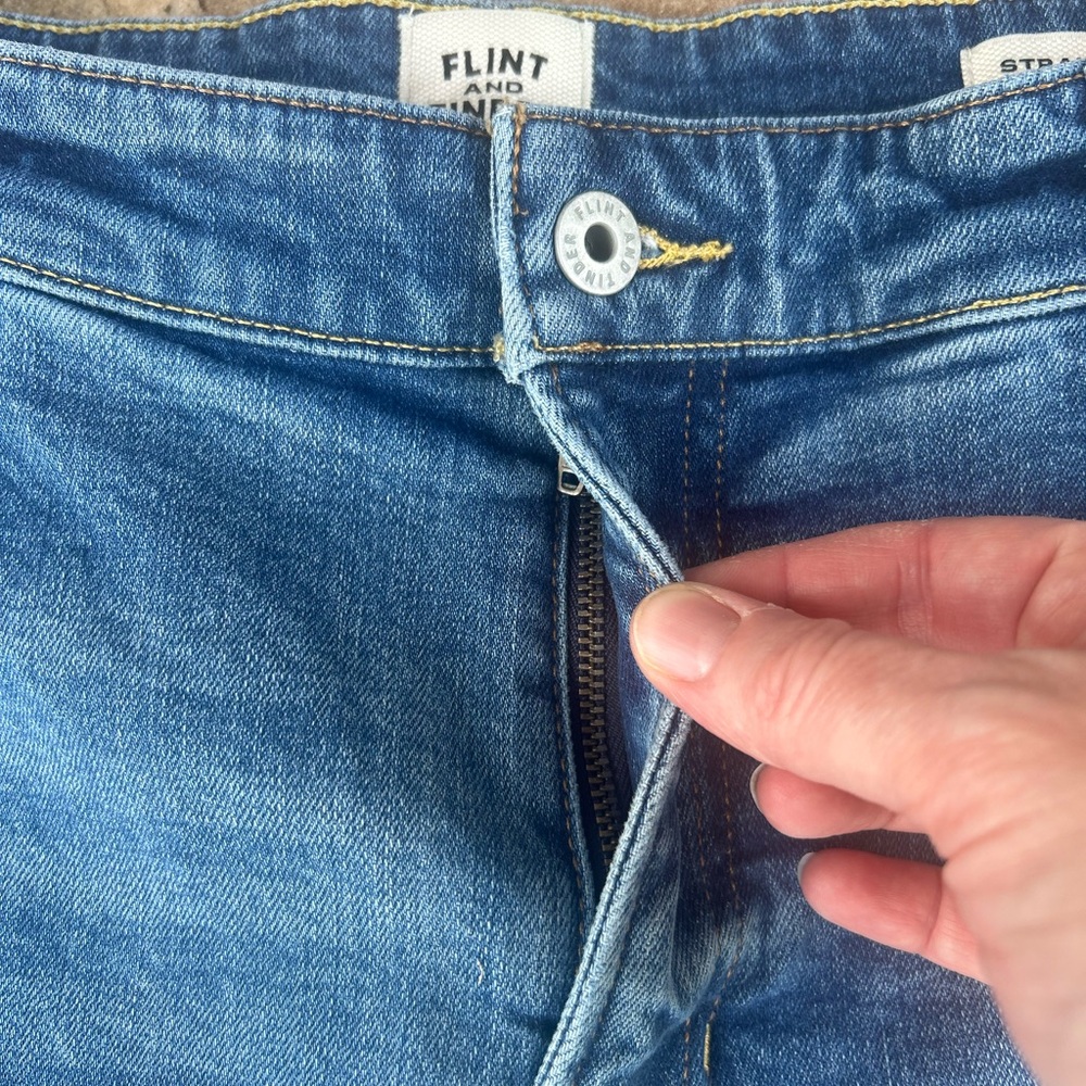 Flint and Tinder Stretch Selvedge Denim Straight Leg Jeans Light Wash 36x36 - Picture 4 of 11
